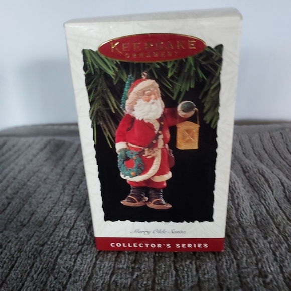 Hallmark Keepsake Merry Olde Santa Ornament - Picture 1 of 8